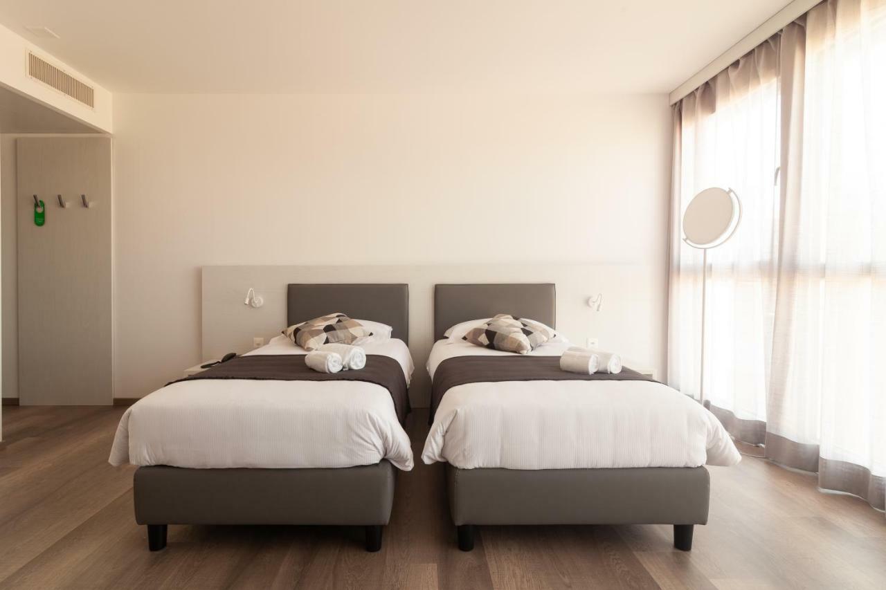 Hotel Albergo Milano Mendrisio Luaran gambar