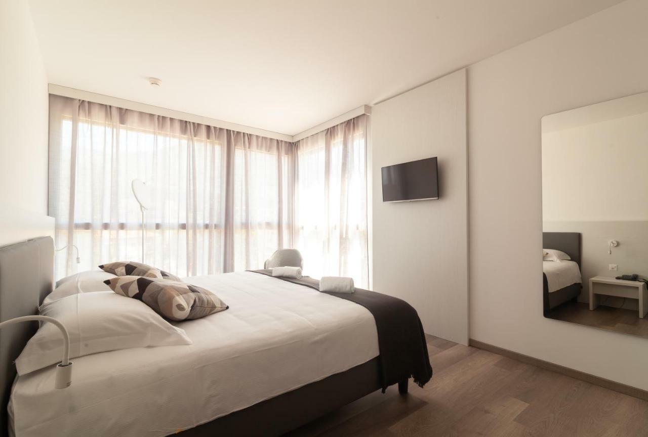 Hotel Albergo Milano Mendrisio Luaran gambar