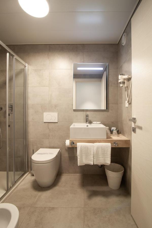 Hotel Albergo Milano Mendrisio Luaran gambar